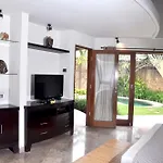 Villa Orchid