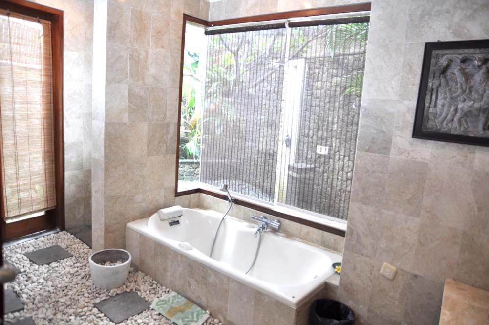 Villa Orchid *